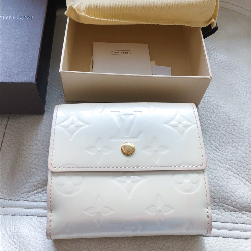 Louis Vuitton Vernis Wallet